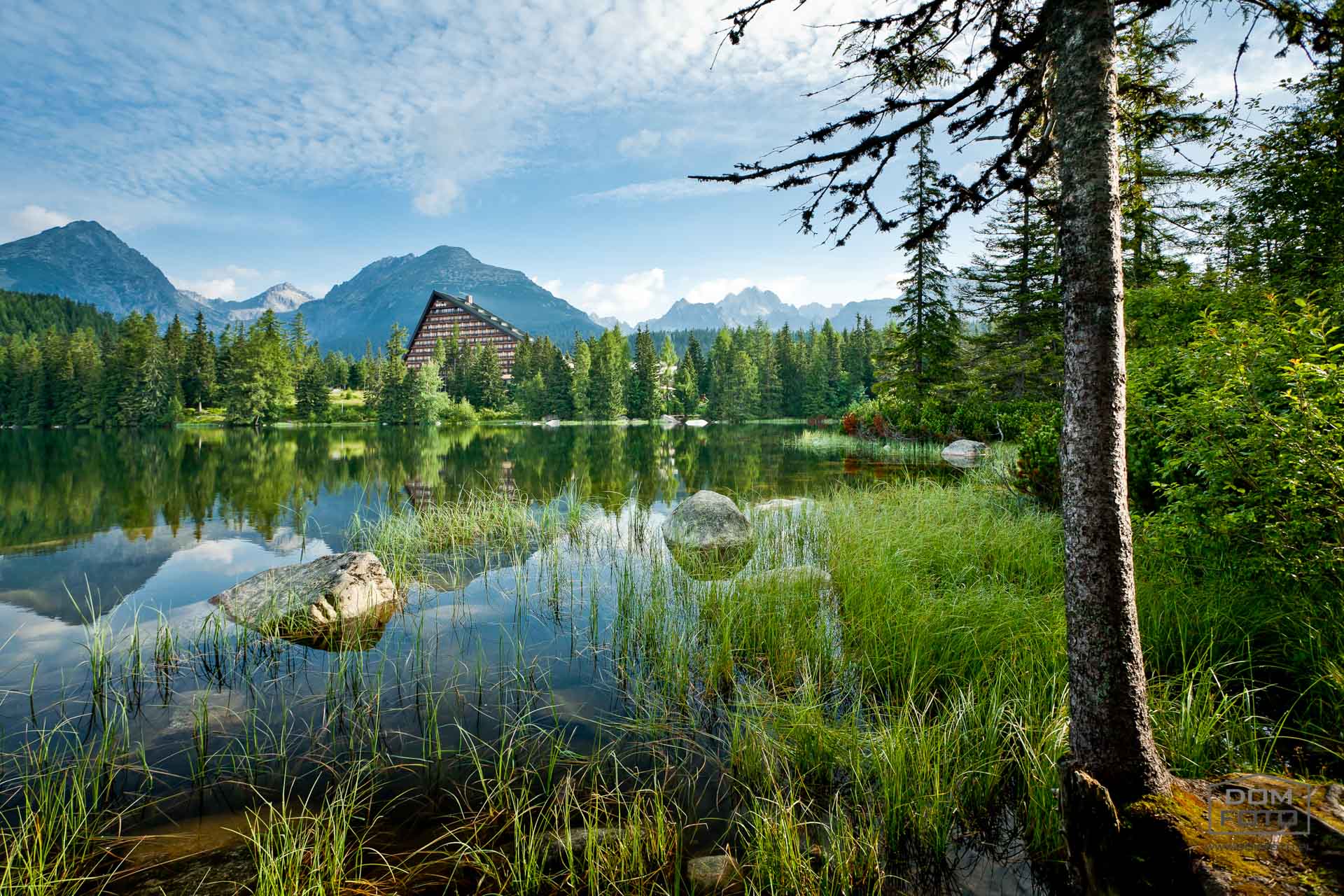 Architektura i budynki - DOMFOTO - fotograf wnętrz i architektury. Fotografia nieruchomości w miastach: Kraków, Zakopane, Szczawnica, Nowy Targ, Rabka-Zdrój, Nowy Sącz, Myślenice, Kościelisko i całej Polsce.