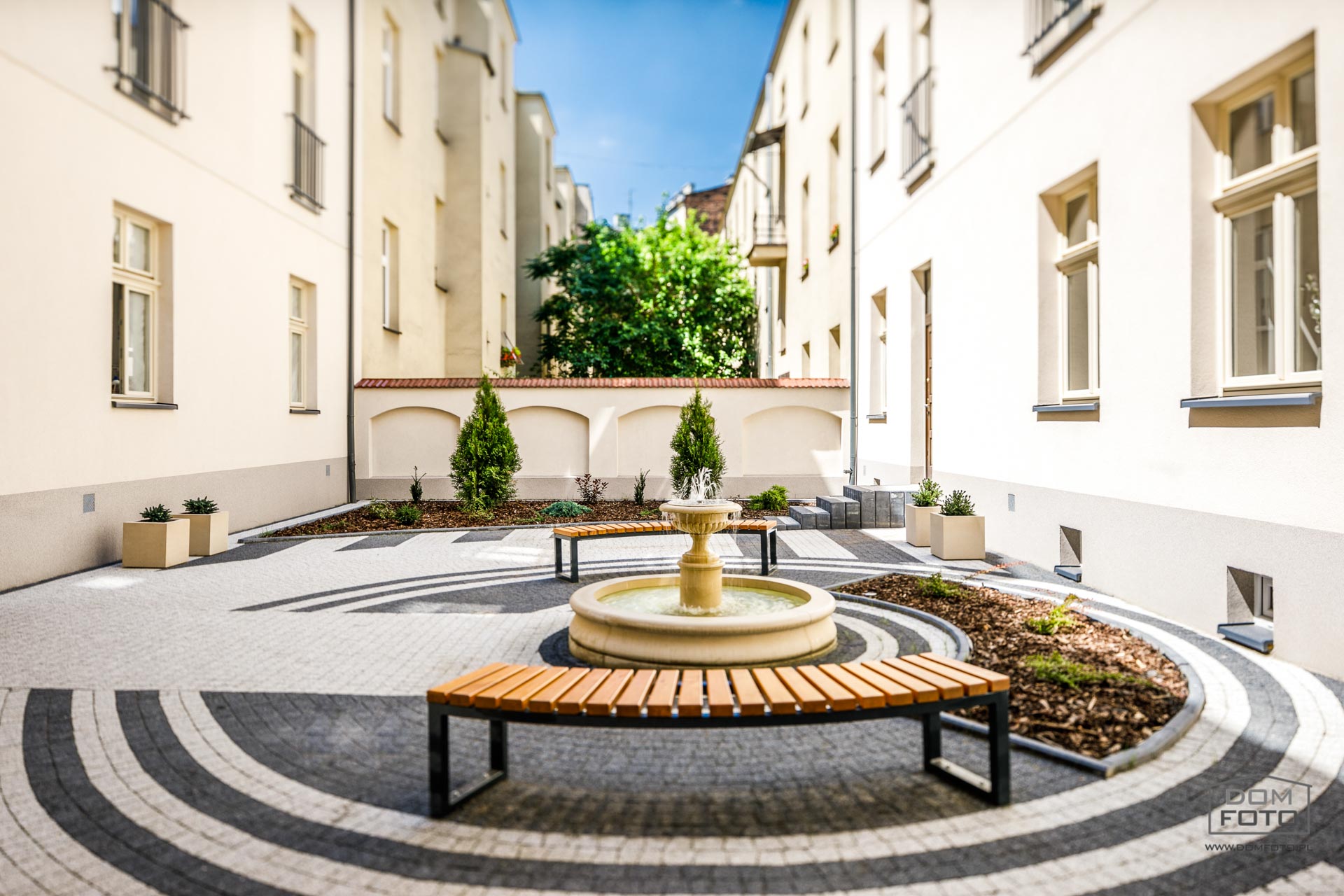 Architektura i budynki - DOMFOTO - fotograf wnętrz i architektury. Fotografia nieruchomości w miastach: Kraków, Zakopane, Szczawnica, Nowy Targ, Rabka-Zdrój, Nowy Sącz, Myślenice, Kościelisko i całej Polsce.