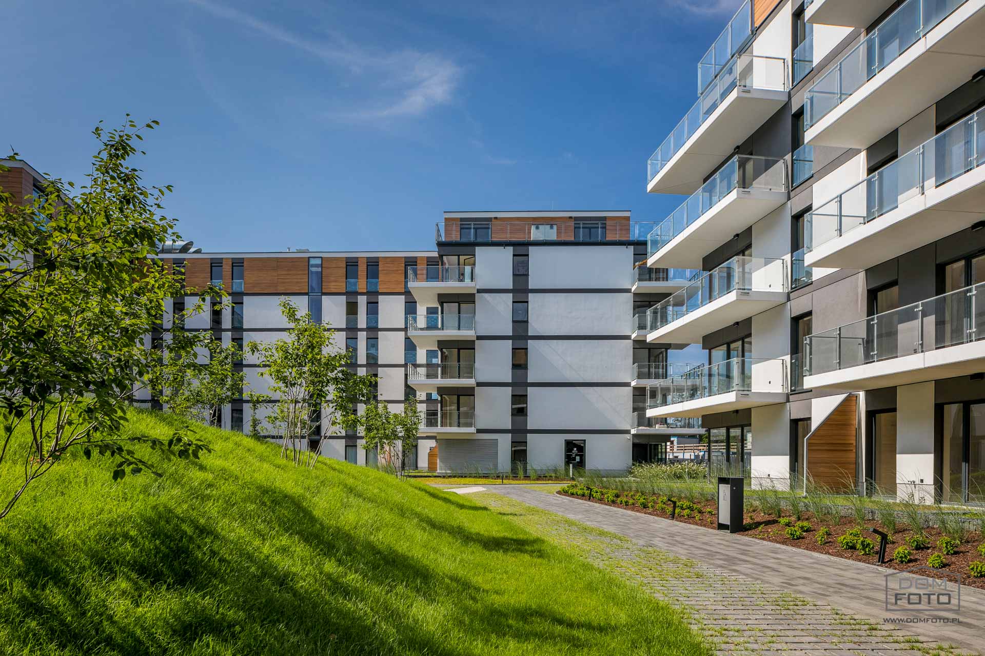 Architektura i budynki - DOMFOTO - fotograf wnętrz i architektury. Fotografia nieruchomości w miastach: Kraków, Zakopane, Szczawnica, Nowy Targ, Rabka-Zdrój, Nowy Sącz, Myślenice, Kościelisko i całej Polsce.