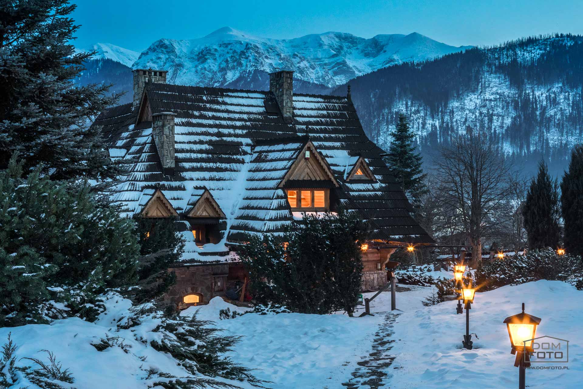Architektura i budynki - DOMFOTO - fotograf wnętrz i architektury. Fotografia nieruchomości w miastach: Kraków, Zakopane, Szczawnica, Nowy Targ, Rabka-Zdrój, Nowy Sącz, Myślenice, Kościelisko i całej Polsce.