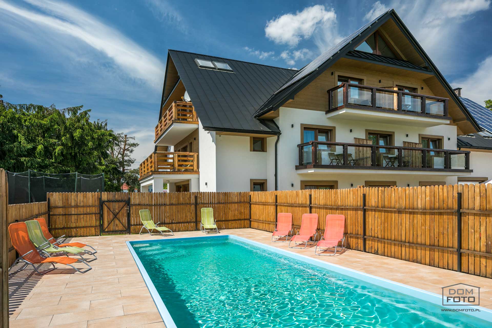 Architektura i budynki - DOMFOTO - fotograf wnętrz i architektury. Fotografia nieruchomości w miastach: Kraków, Zakopane, Szczawnica, Nowy Targ, Rabka-Zdrój, Nowy Sącz, Myślenice, Kościelisko i całej Polsce.