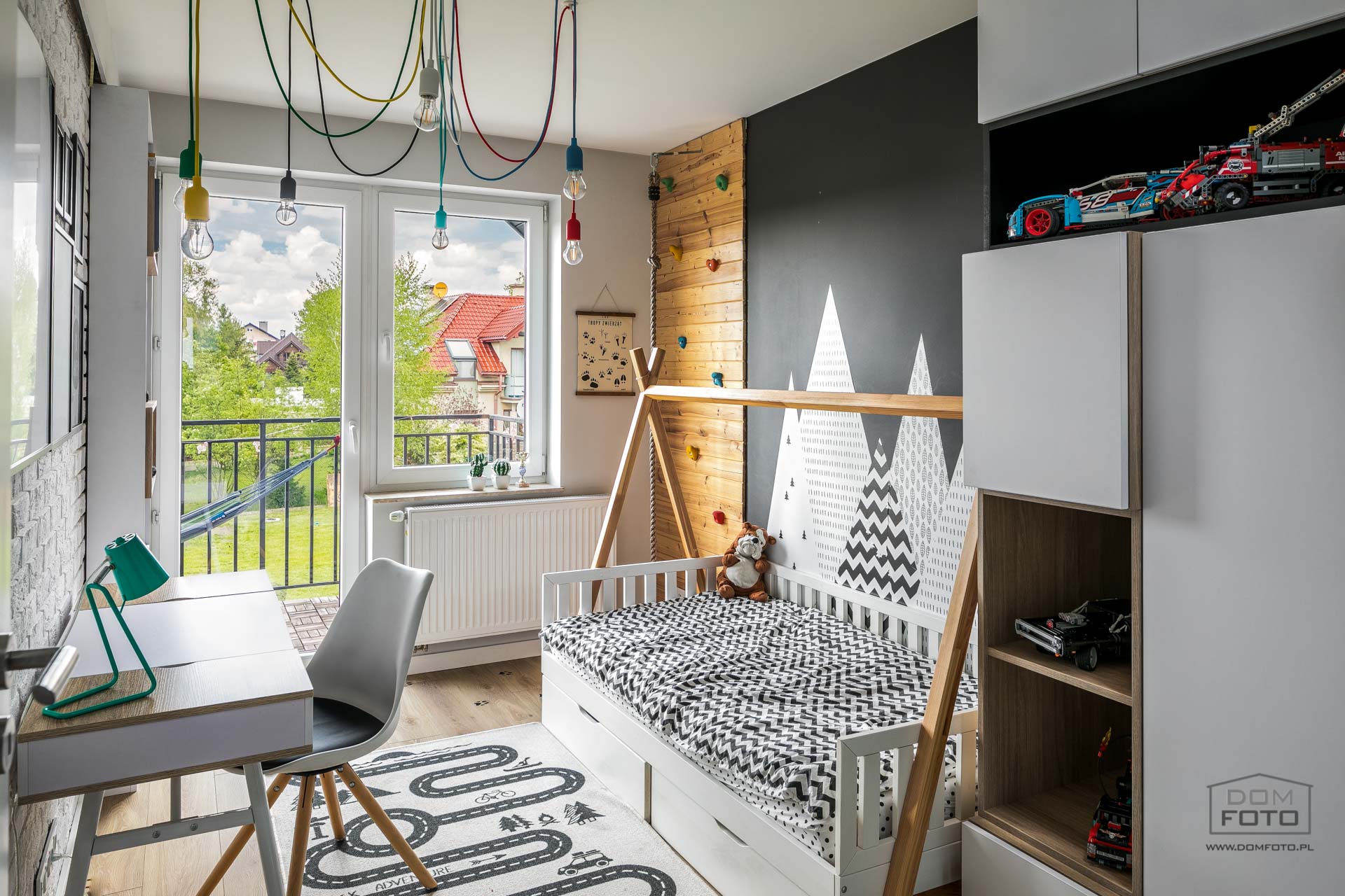 Domy, wnętrza - DOMFOTO - fotograf wnętrz i architektury. Fotografia nieruchomości w miastach: Kraków, Zakopane, Szczawnica, Nowy Targ, Rabka-Zdrój, Nowy Sącz, Myślenice, Kościelisko i całej Polsce.