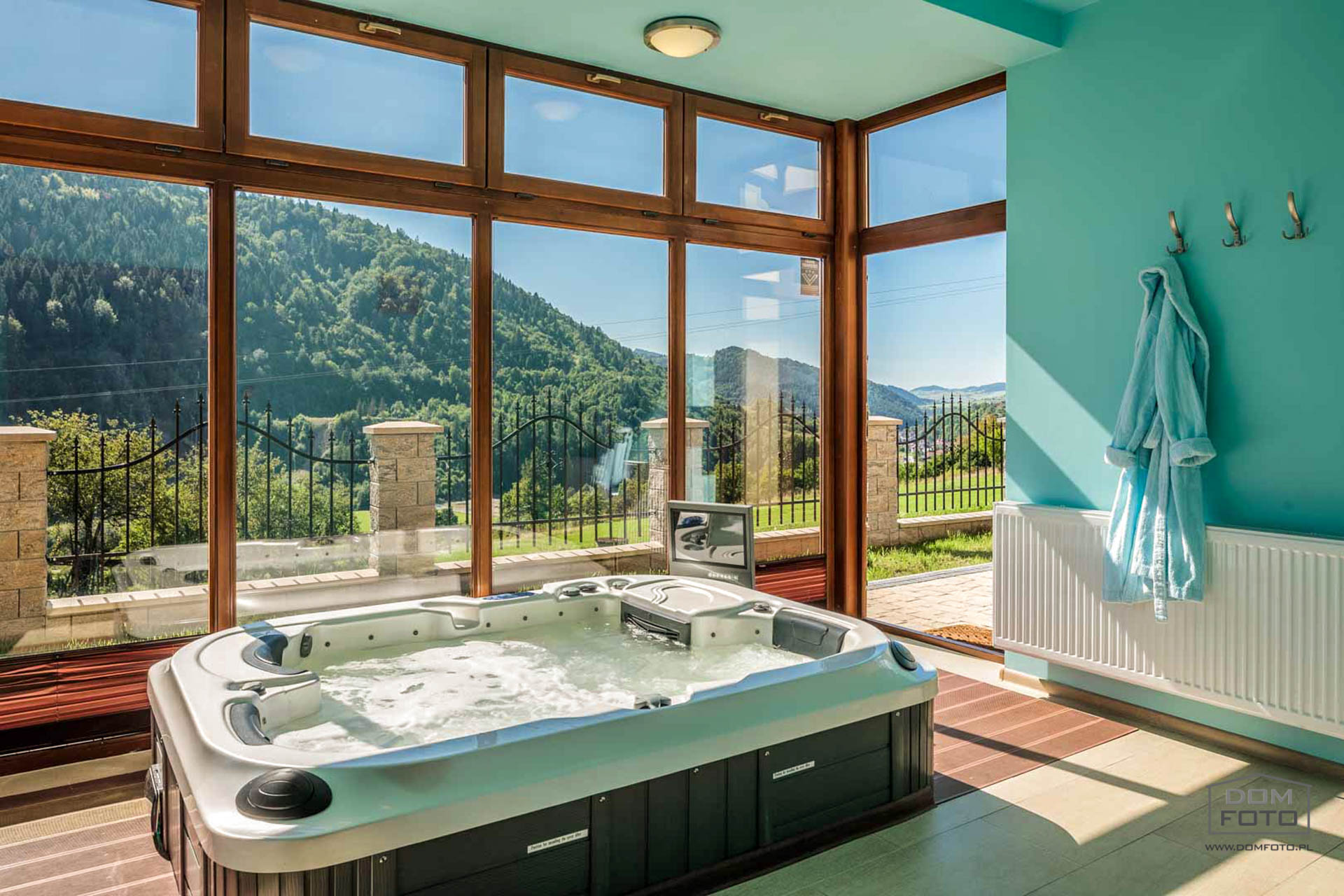 Domy, wnętrza - DOMFOTO - fotograf wnętrz i architektury. Fotografia nieruchomości w miastach: Kraków, Zakopane, Szczawnica, Nowy Targ, Rabka-Zdrój, Nowy Sącz, Myślenice, Kościelisko i całej Polsce.