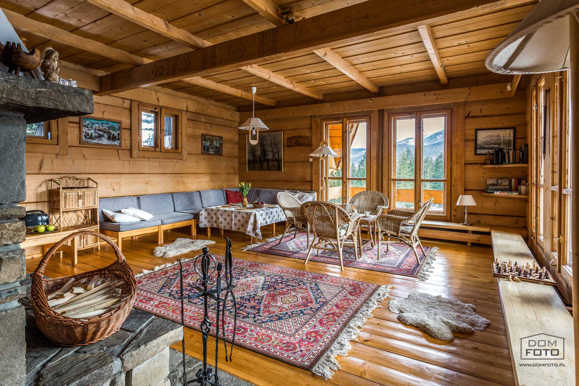 Domy, wnętrza - DOMFOTO - fotograf wnętrz i architektury. Fotografia nieruchomości w miastach: Kraków, Zakopane, Szczawnica, Nowy Targ, Rabka-Zdrój, Nowy Sącz, Myślenice, Kościelisko i całej Polsce.